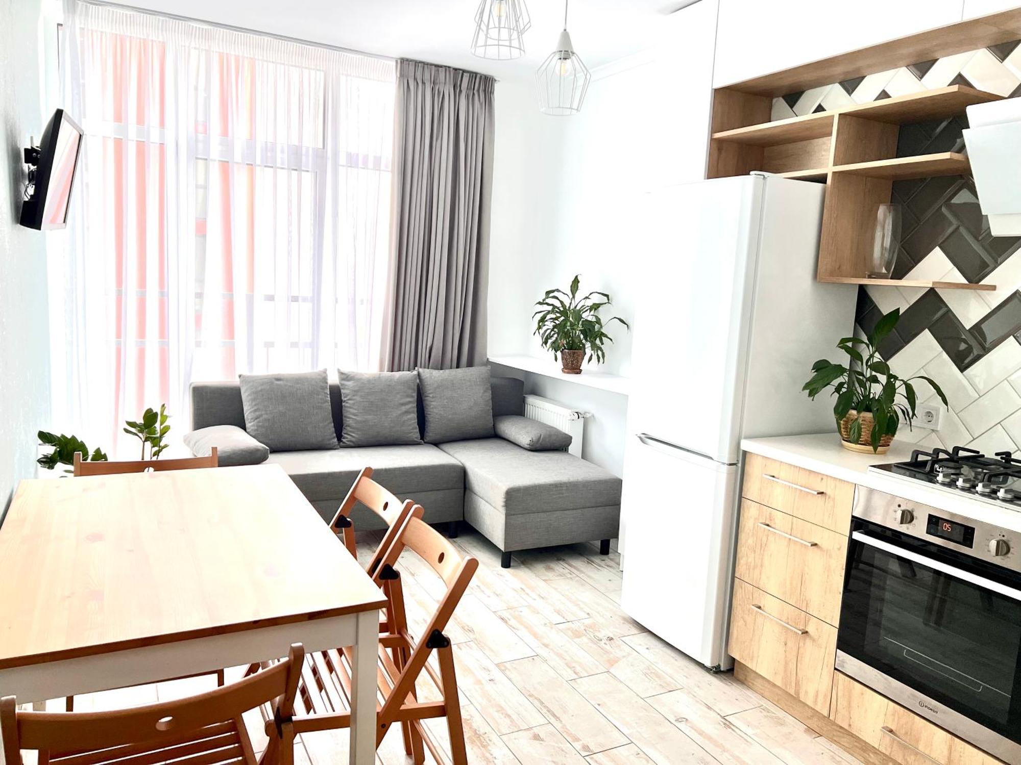 Osapart Beautiful Apartment In A Complex Semycvit Львов Экстерьер фото